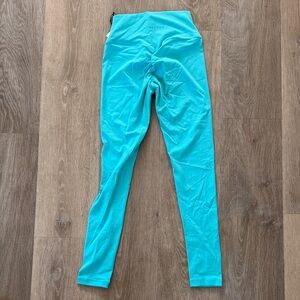 Paragon Aqua Blue recstretch sculptseam plus legging